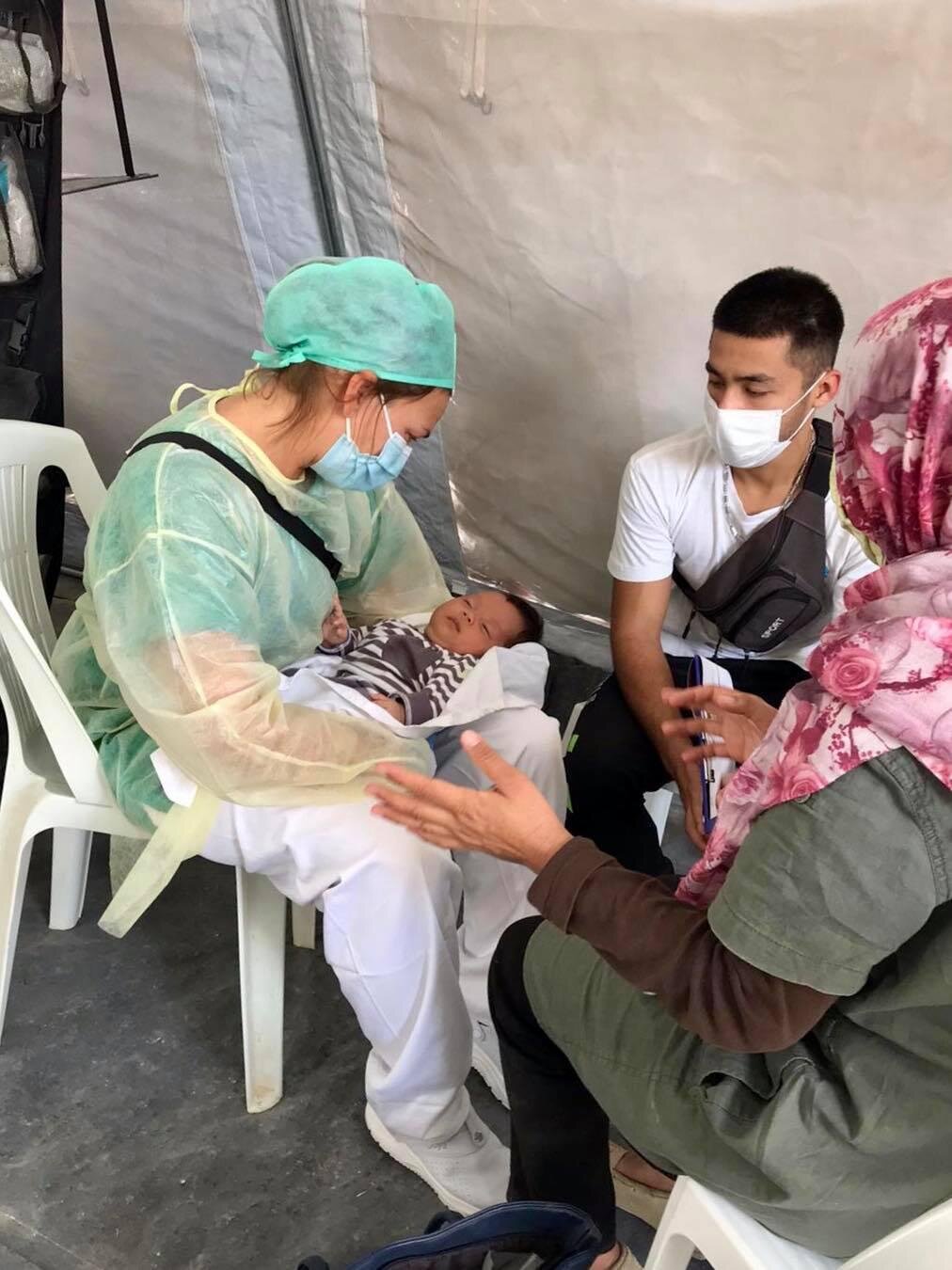 "En av dagens mange pasienter i klinikken"