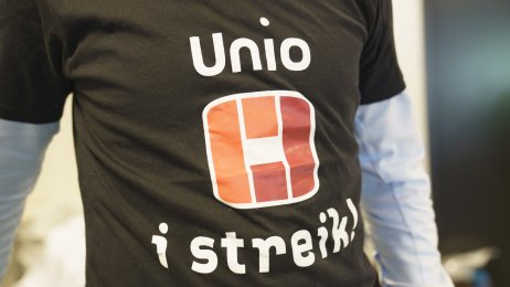 Unio, streik Bildet viser utsnittet av en t-shorte der det står "Unio i streik".