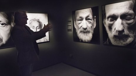 Runar Bakken, utstilling, Teknisk museum Bildet viser Runar Bakken som er på fotoutstilling.