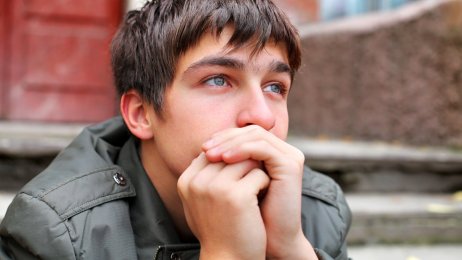 LETTELSE OG TRAUME: Den første tiden i transitt er ungdommene lettet over å være i sikkerhet, men etter en stund med trygge rammer senkes skuldrene. Da kan vonde minner og traumatiske hendelser komme lenger frem i bevisstheten, forteller helsesøsteren. Il