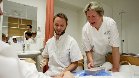 Praksis Bildet viser studenter i praksis