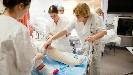 Studenter i praktisk undervisning på Høgskolen i Oslo Bildene viser studenter i praktisk undervisning på Høgskolen i Oslo