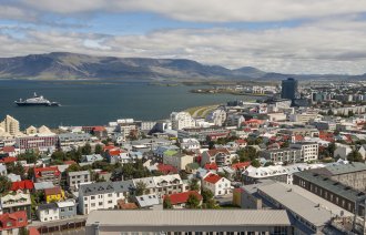 Bildet viser Reykjavik.