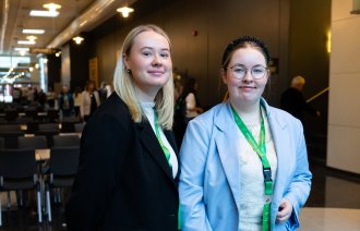 bildet viser Denstad og Brenna