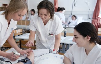 Bilde av sykepleierstudenter