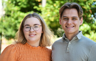 Bildet viser studentleder Kristoffer Haugen og studentnestleder Henriette Karlsen.