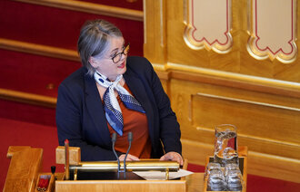 Bildet viser stortingsrepresentant Kari-Anne Jønnes under den muntlige spørretimen i Stortinget i 2022