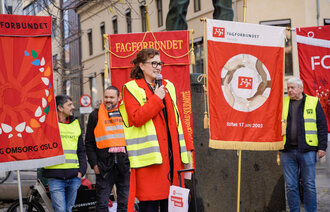 bildet av fanedemonstrasjon