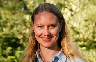 Bildet viser et portrett av Katrine Kirkeby Suur-Nuuja