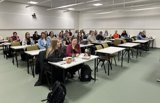 Bildet viser studenter i Hammerfest.