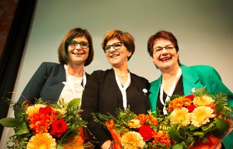 Landsmøte 2015
NSF-ledelse: Nestleder Solveig Bratseth, NSF-leder Eli Gunhild By, 2. nestleder Karen Bjøro