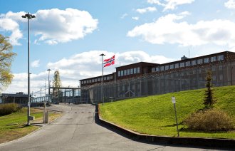 Oversiktsbilde av Ila fengsel fra hovedinngang