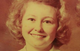 Elin Aamodt, pensjonert sykepleier 2016 - sykepleierstudent 1975