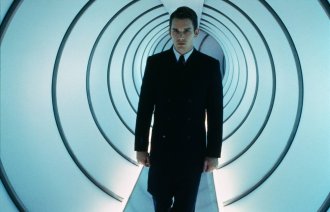 Science fiction setter gjerne samtidens problemstillinger i perspektiv og kan åpne for nye tanker. Ethan Hawke i filmen "Gattaca".
