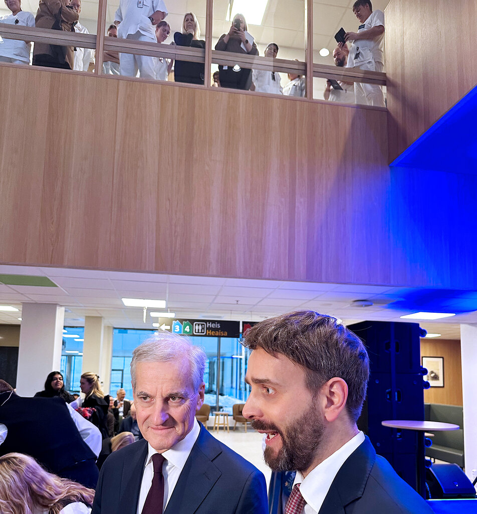 Statsminister Støre og helseminister Vestre. Bildet viser statsminister Støre og helseminister Vestre.