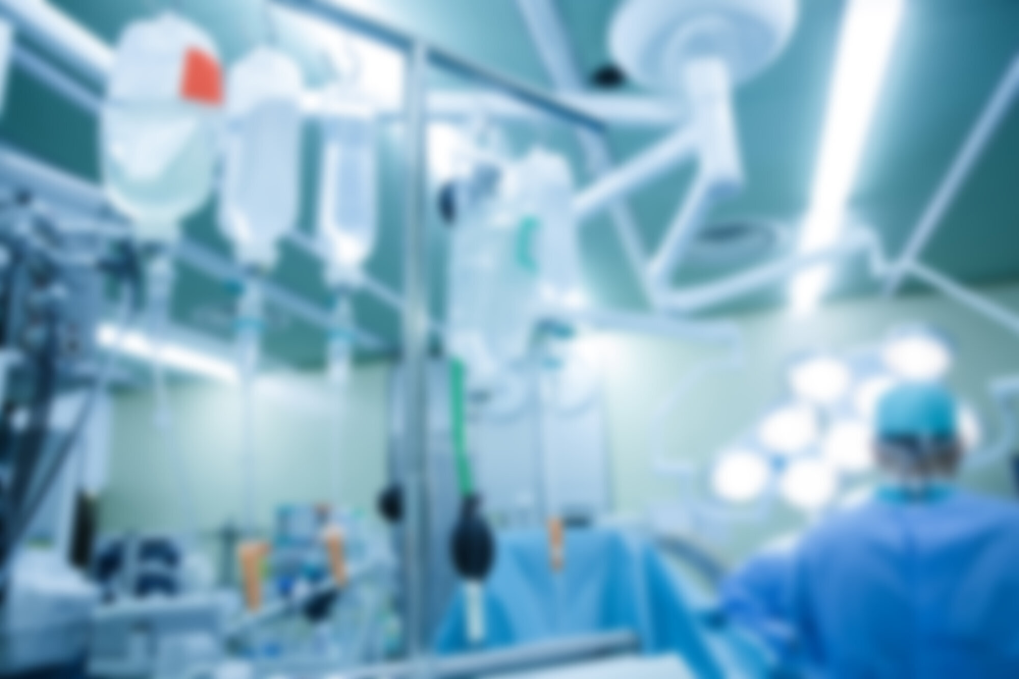 helsevesen, sykehus Bildet viser aktivitet i en operasjonsstue.