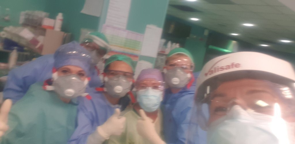 Medisinsk innsatsteam Bildet viser helsepersonell på jobb på Hospitale Bolognini di Seriate.