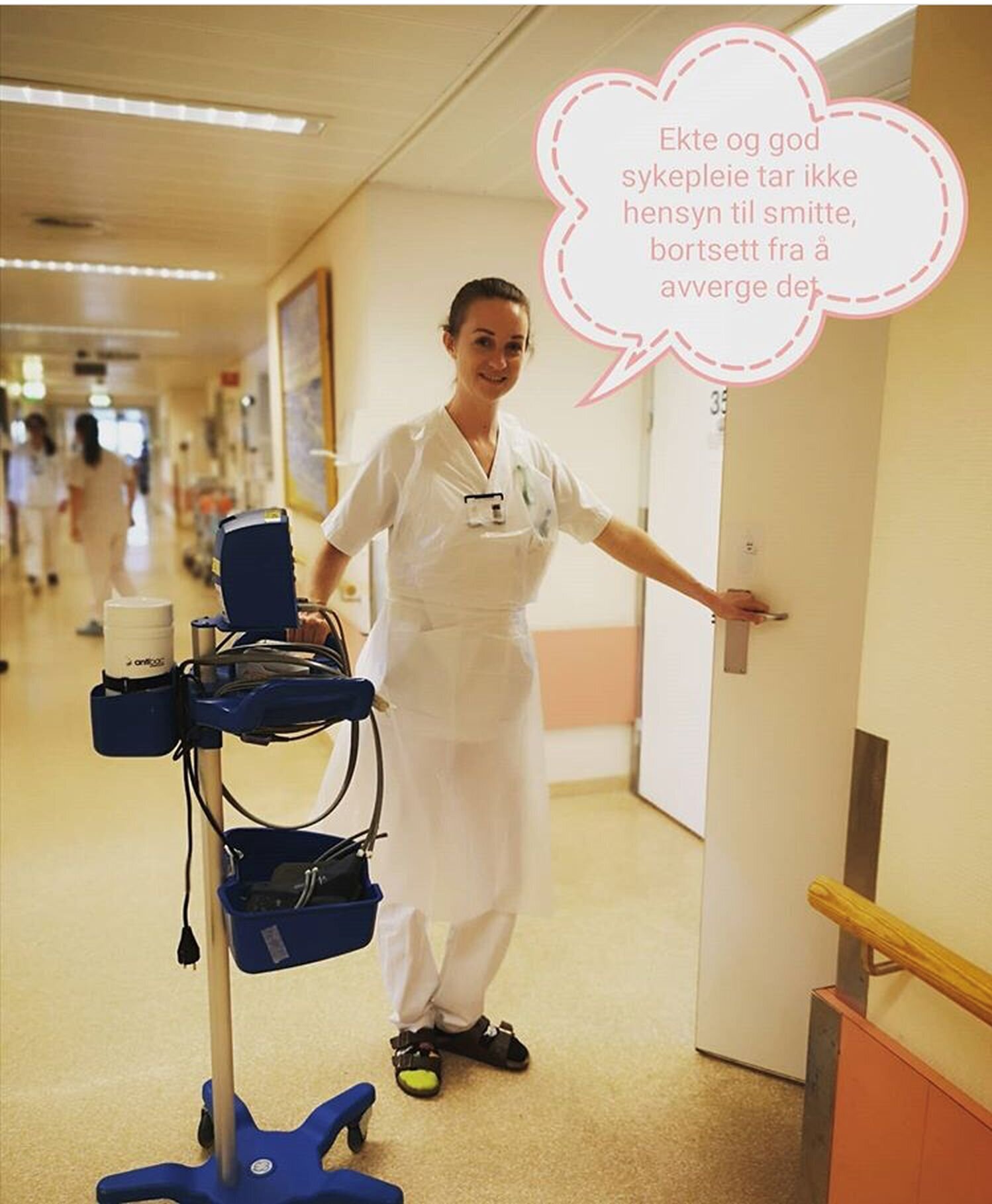 Elin Bø Lunde, Smittevernsnerdene Bildet viser Elin Bø Lunde med en snakkeboble som handler om smittevern.