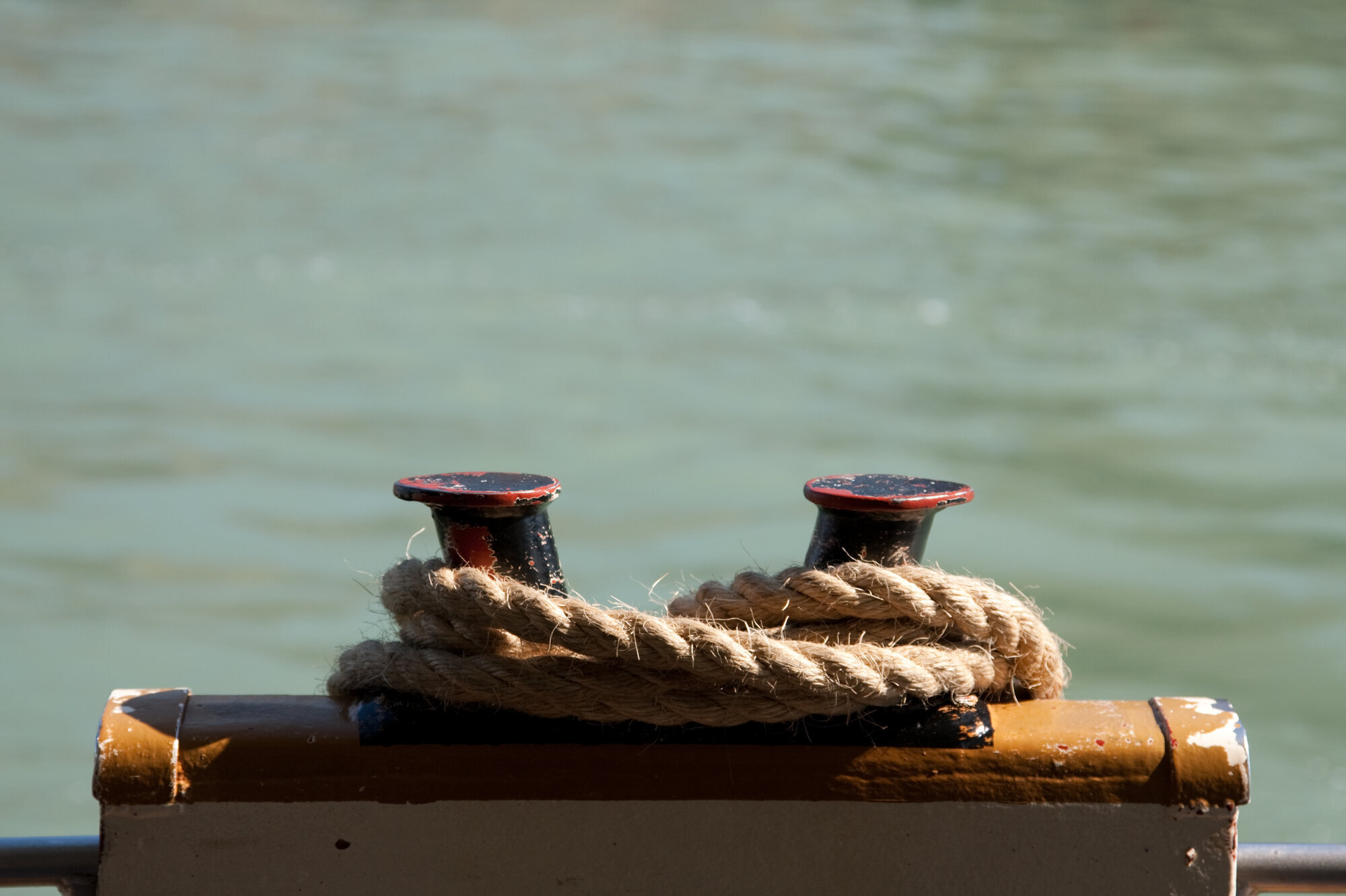 Pasientsikkerhet Bildet viser et tau bundet fast i fortøyning