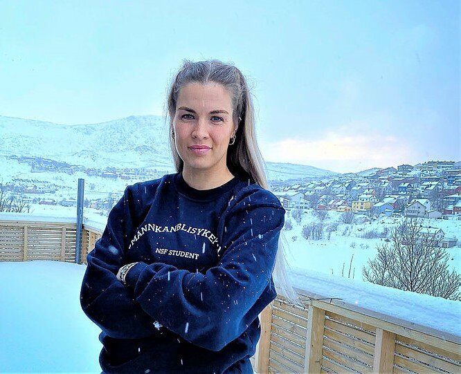 Edel Marlen Taraldsen bildet viser leder av NSF Student Edel Marlen Taraldsen