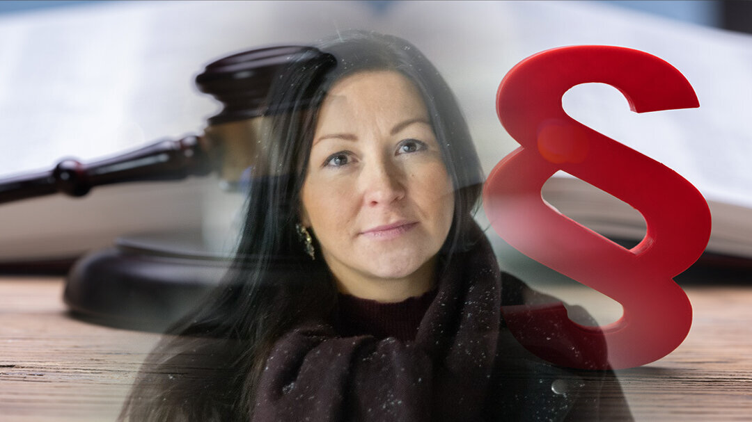 Katrine Karlsen og lovparagraf bildet viser katrine karlsen og lovparagraf