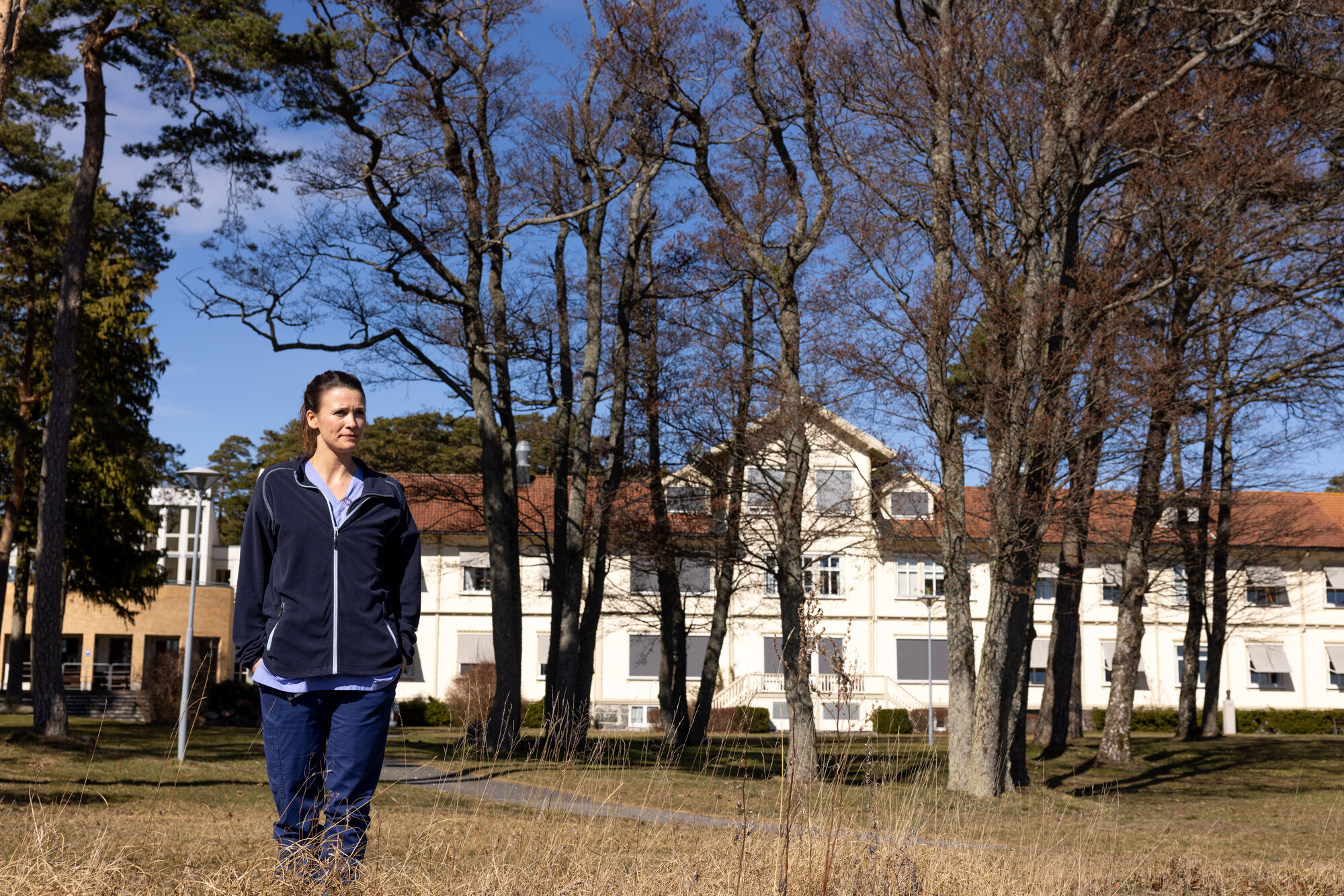 bildet viser Elisabeth som går tur