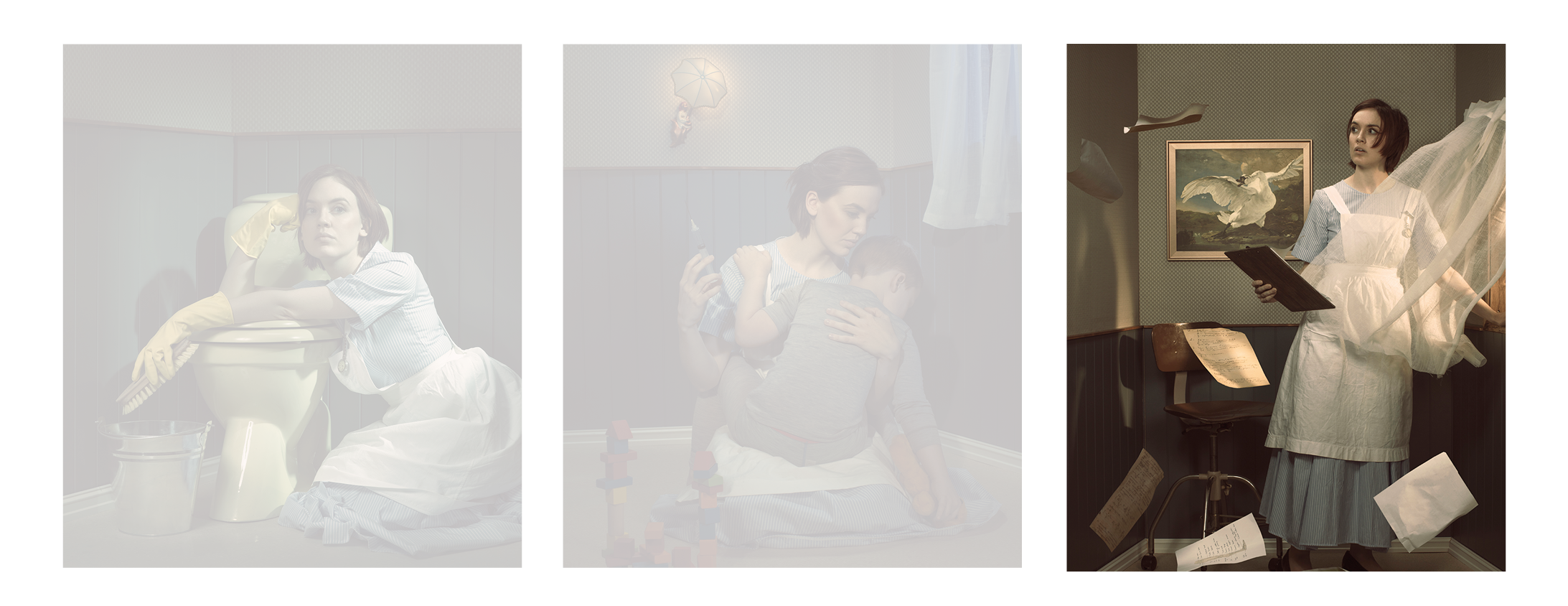 Fra fotoprosjektet «dag/natt Florence» av Bendiksen og de Wangen Bildet viser en sykepleier som står ved et vindu. Vinden blåser inn gardinene, og papirer flagrer rundt i rommet. På veggen henger bildet "Den truede svanen". Sykepleieren har "gammeldags" uniform på.