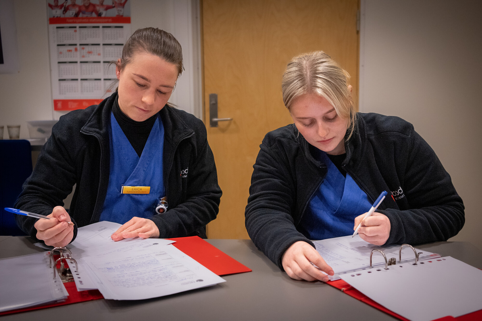 Studentene Jørgensen og Østvik bildet viser studentene Jørgensen og Østvik