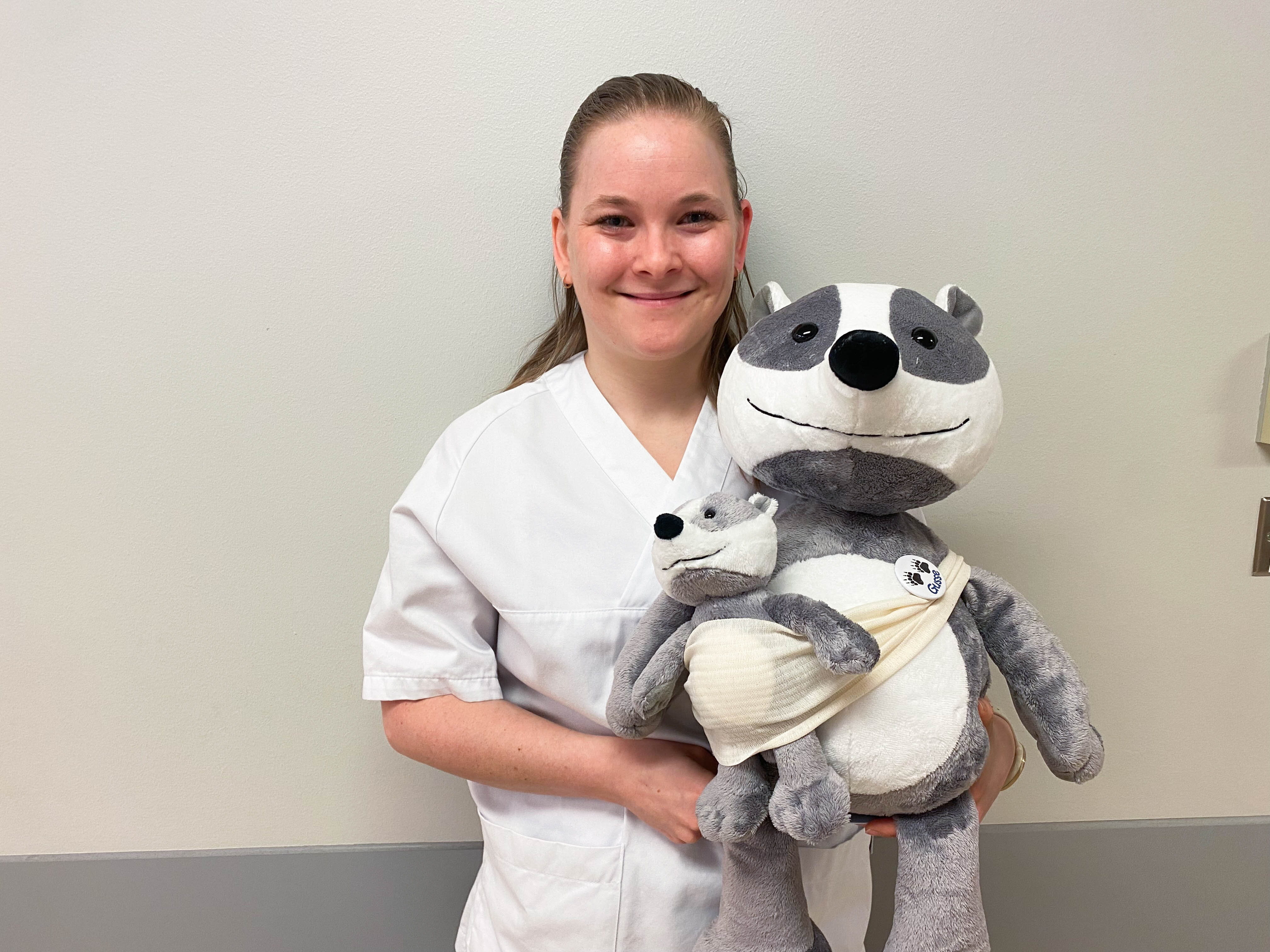 Ragnhild Birgitte Rønningen, Gusse Grevling Bildet viser Ragnhild Birgitte Rønningen med Gusse Grevling.