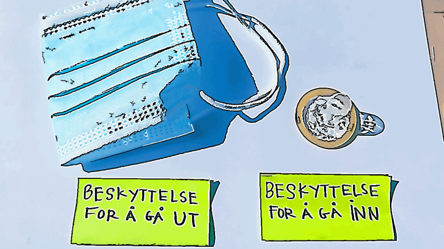 Bildet viser et munnbind og en kondom