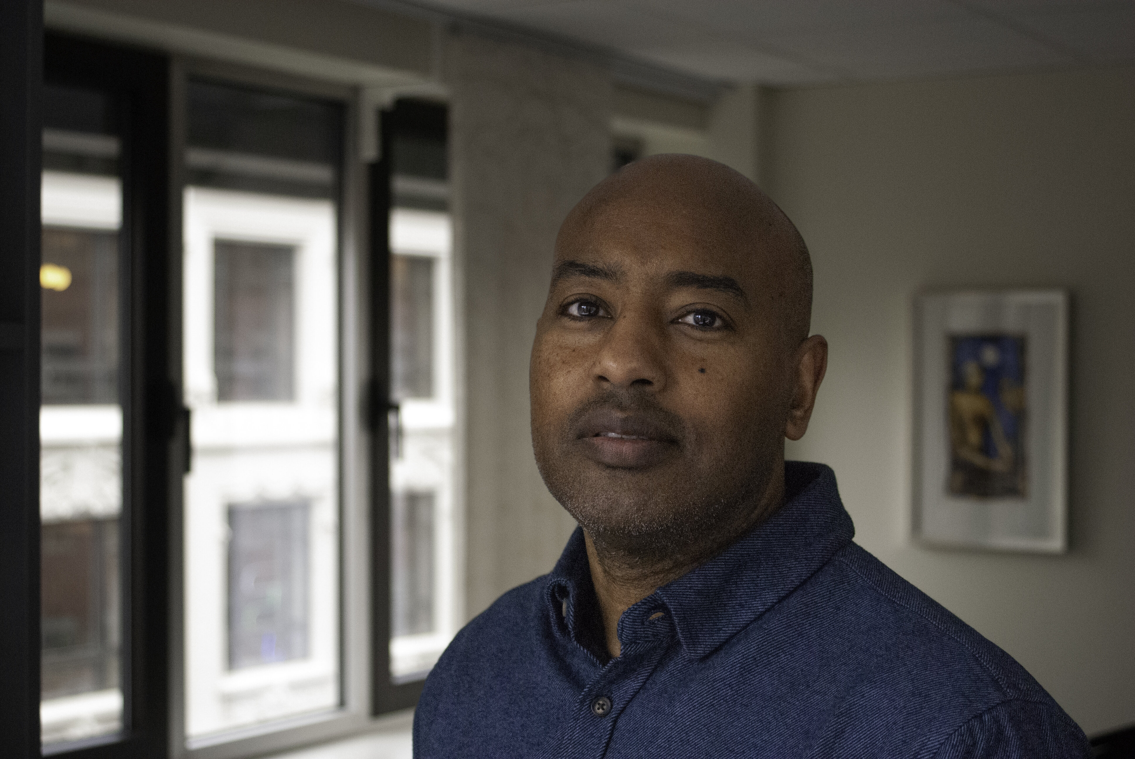 Bildet viser et portrett av innleggsforfatteren Jonas Debesay