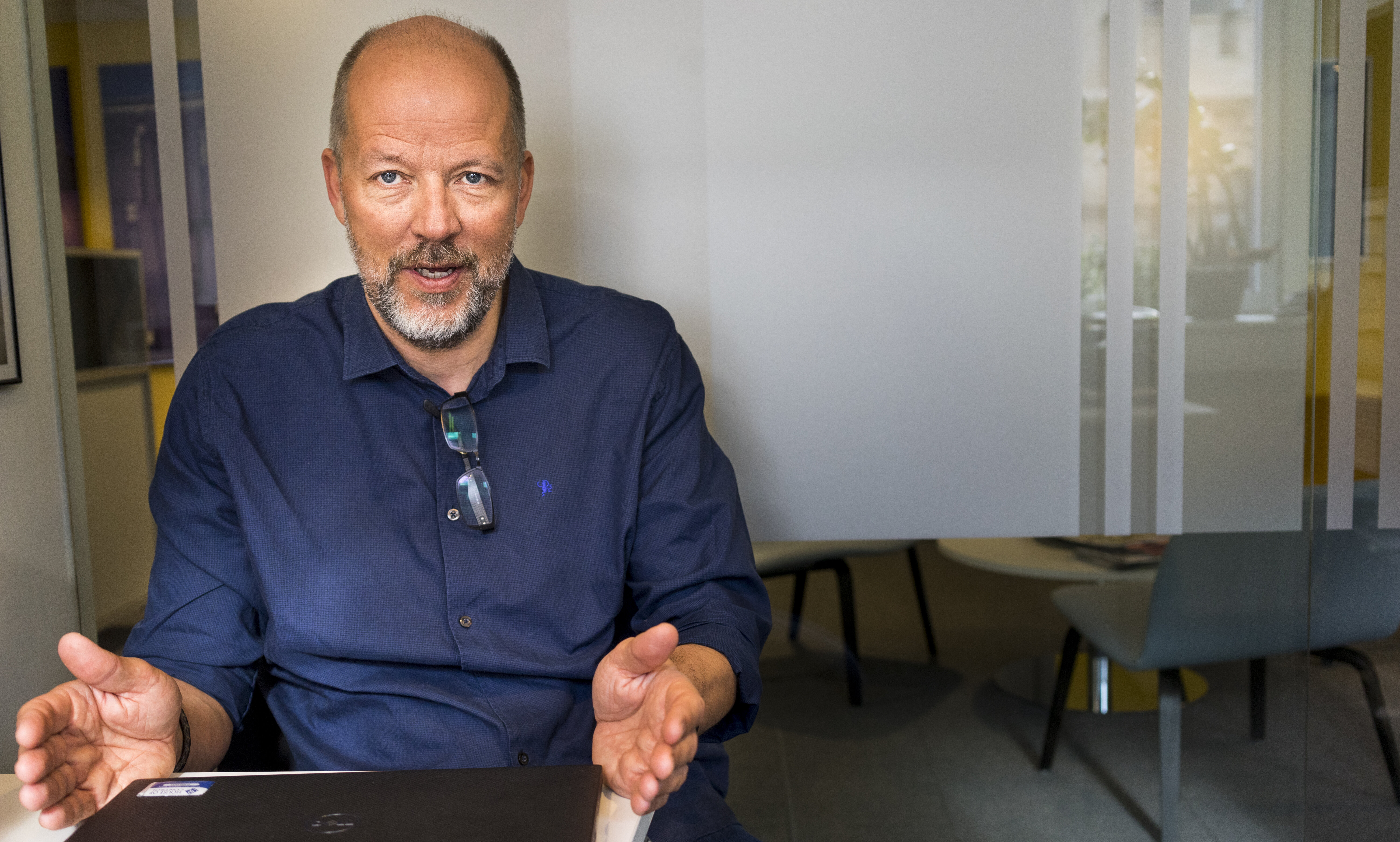 bildet viser Lars Petter M Eriksen