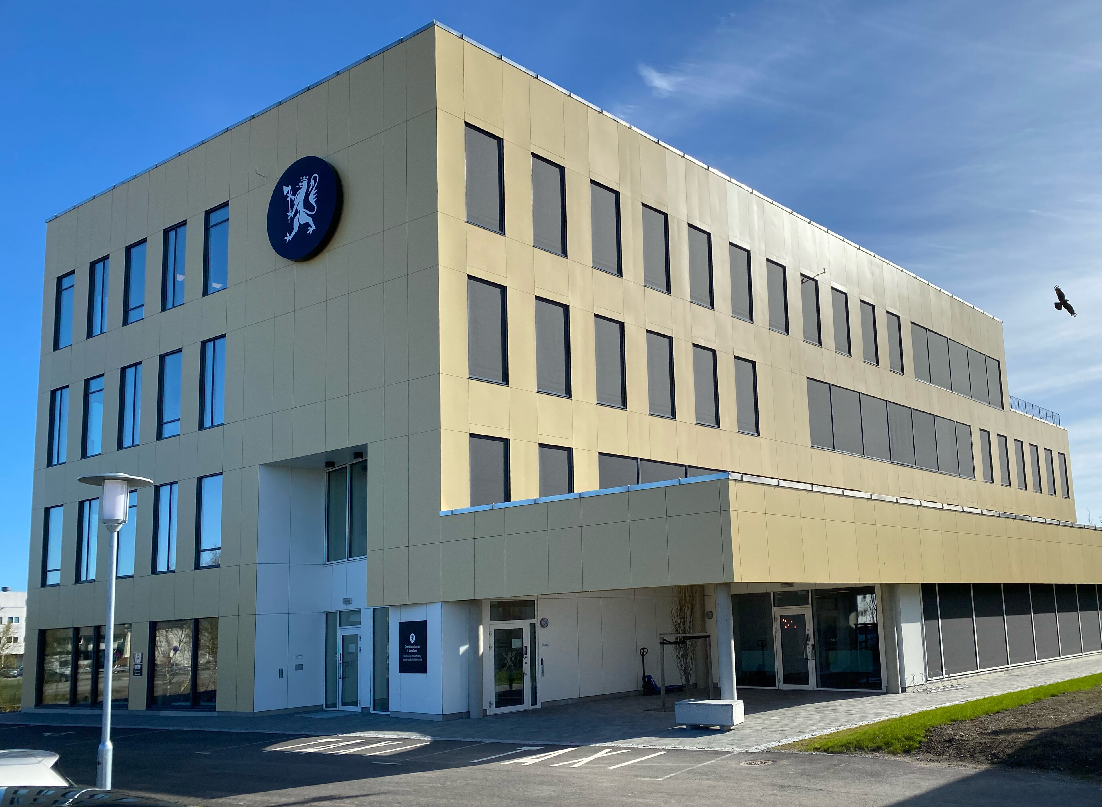 bilde av statsforvalterens bygg i bodø