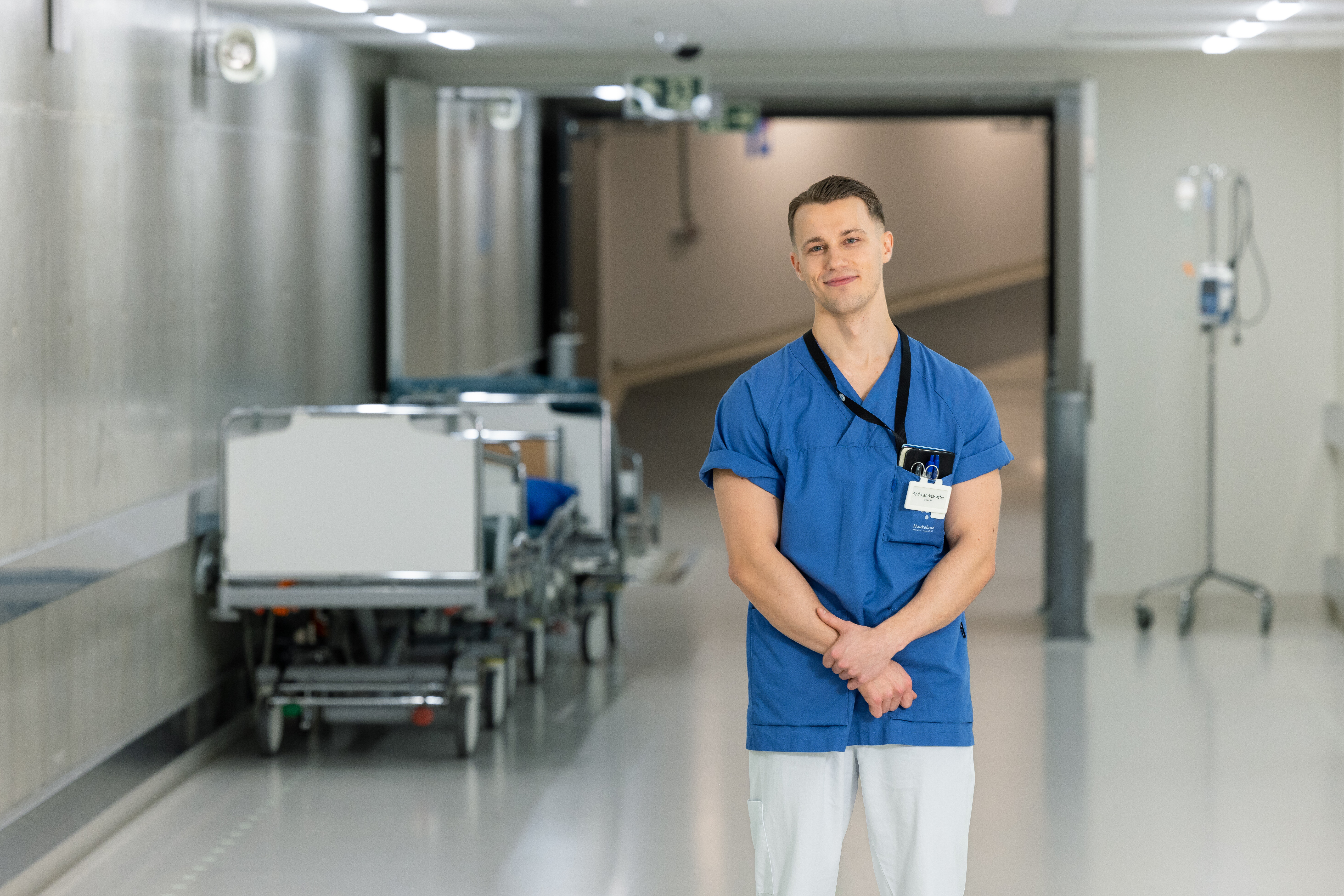 Andreas Pedersen Agasøster Bildet viser jordmorstudent Andreas Pedersen Agasøster