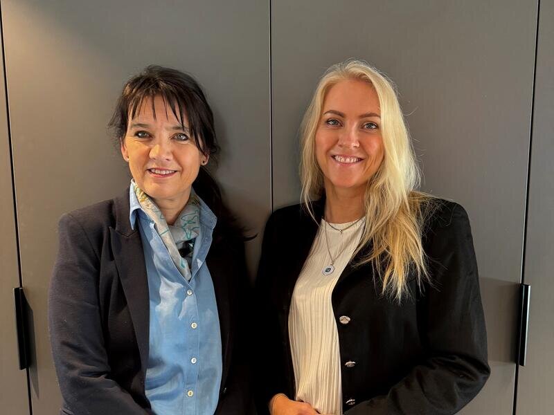 Bilde av Anne-Kari Bratten i Spekter og Lill Sverresdatter Larsen i Unio