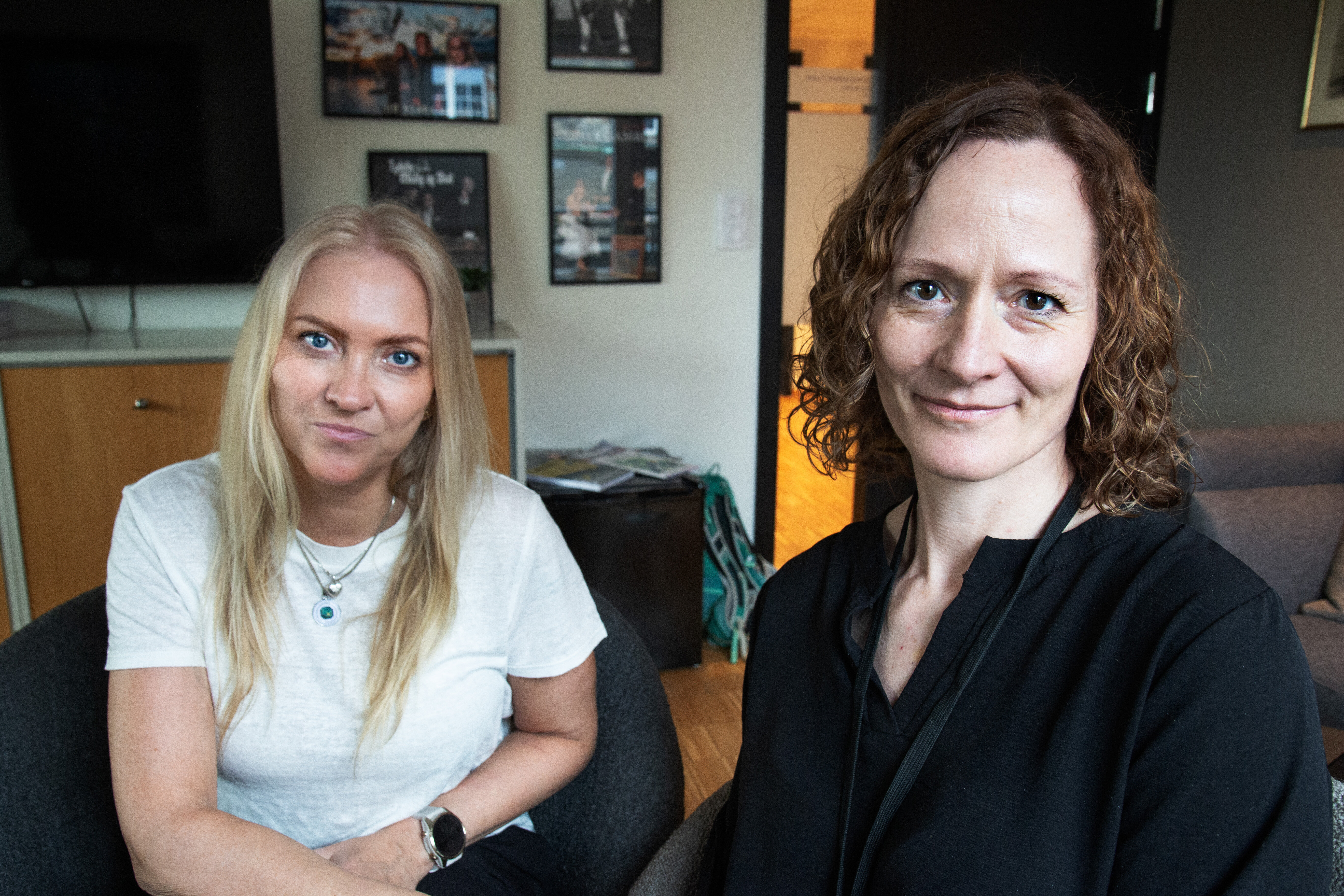 Bildet viser Lill Sverresdatter Larsen og Gro Lillebø
