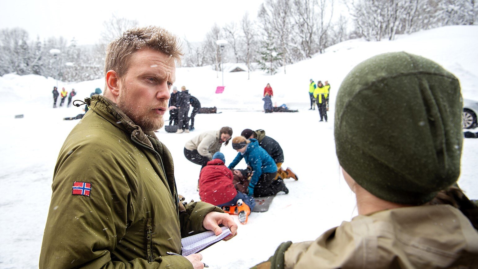 Sanitetsbataljonen og studenter fra UiT bildet viser Sanitetsbataljonen og studenter fra UiT