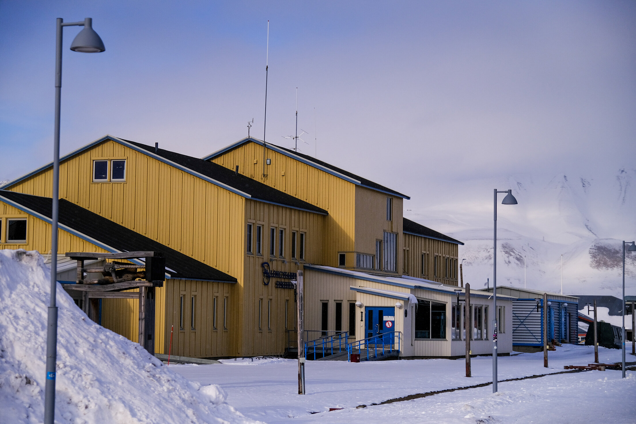Bilde viser Longyearbyen sykehus