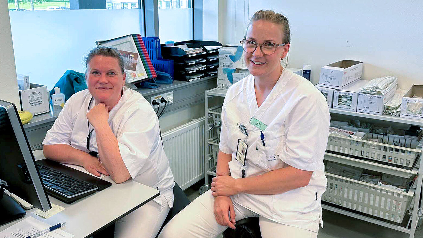 Bilde viser Ane Beate Nygård Skaug og Lina Krogvold Synstad