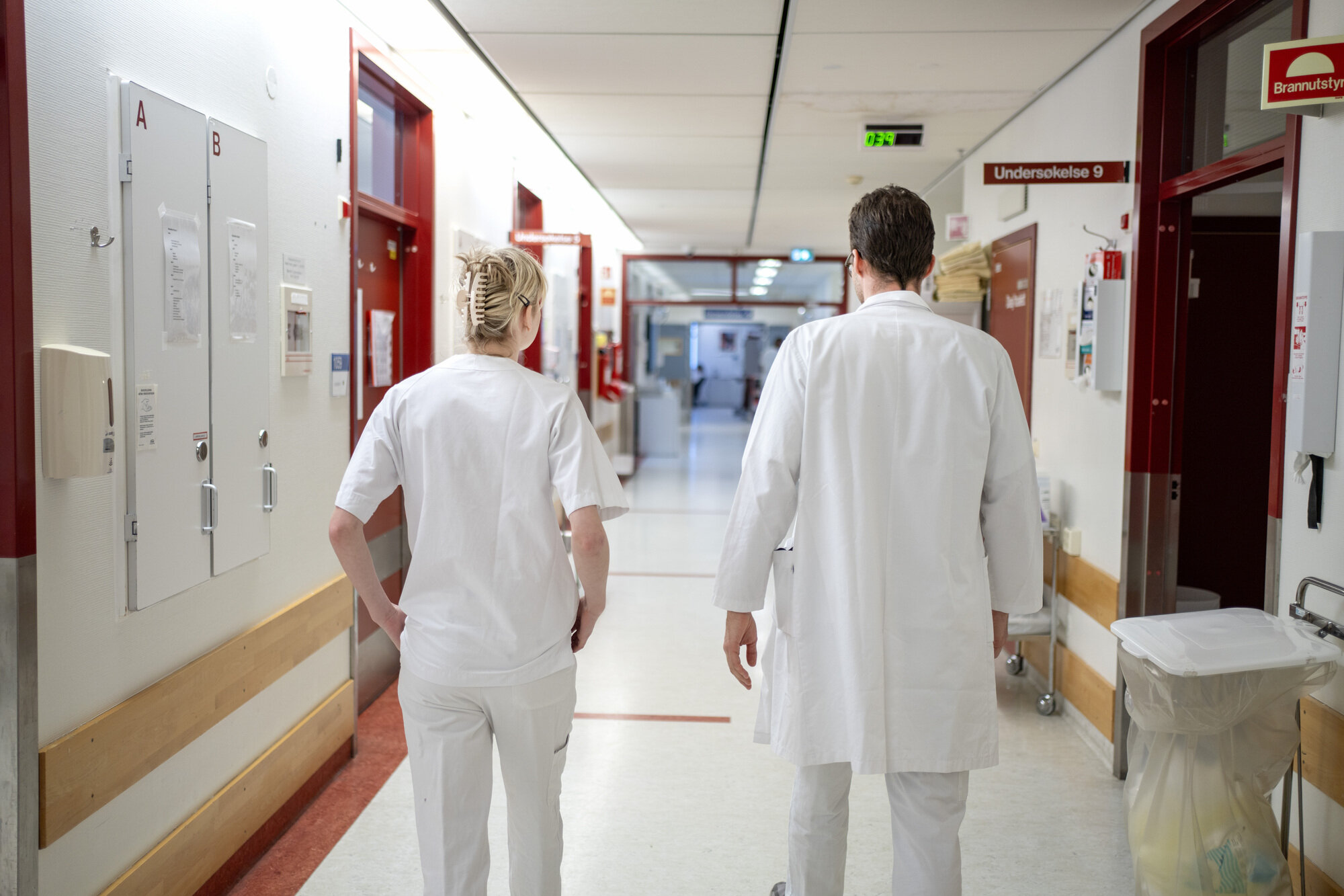 Illustrasjonsbilde fra korridor på et sykehus.