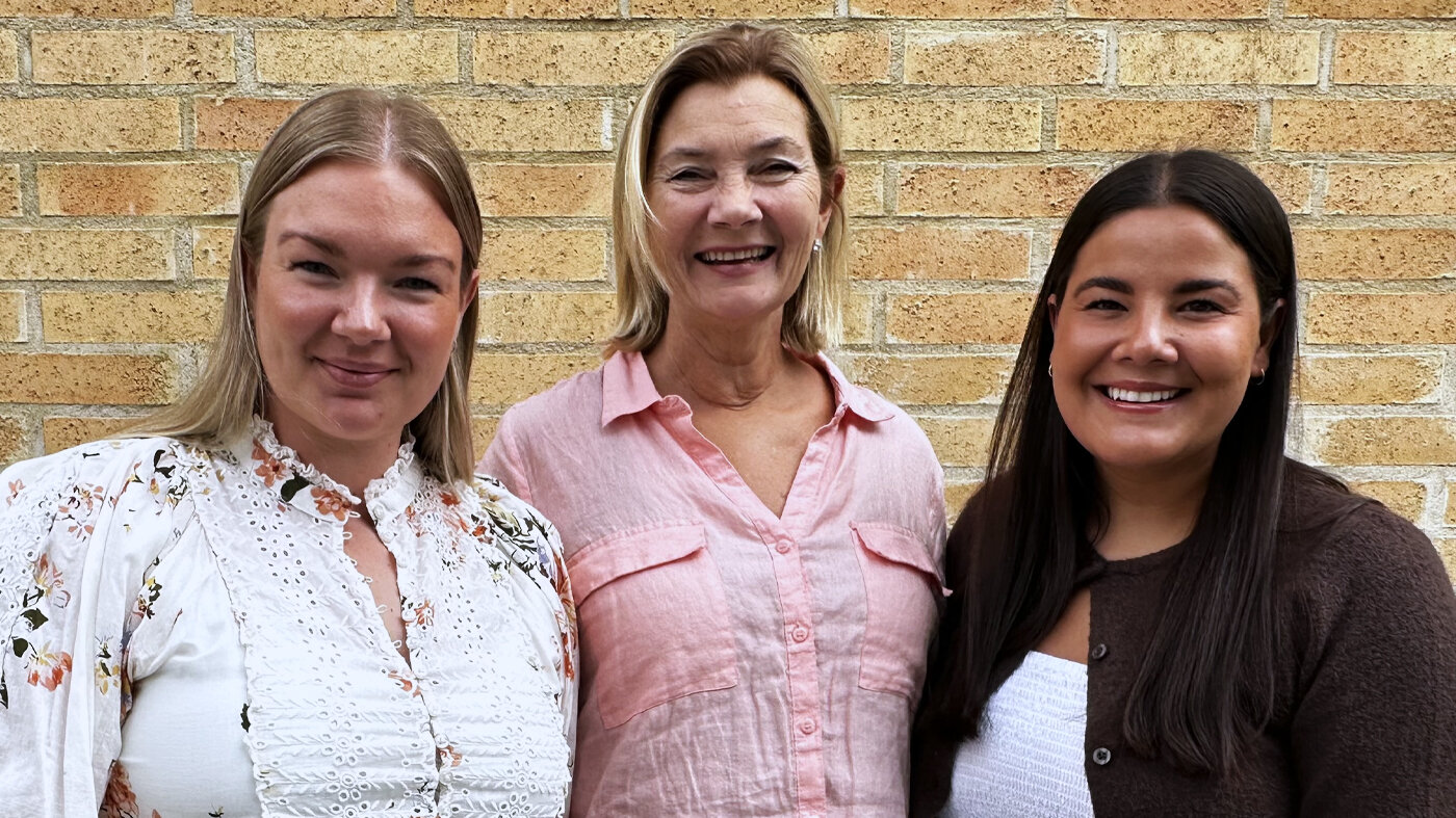 Bildet viser Emilie Bølge Bolstad, Kari Kari Sørensen og Hanna Ørnevik Shirali