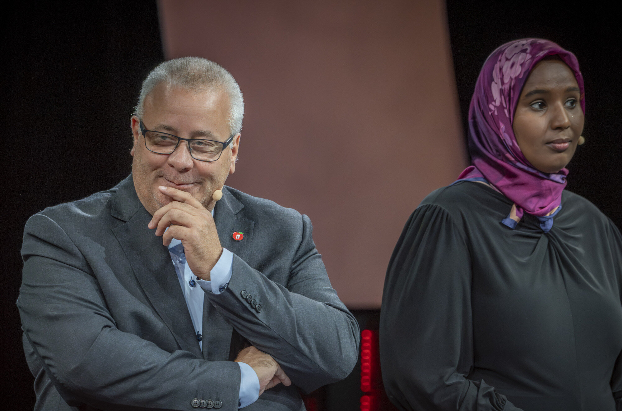 Bildet viser Bård Hoksrud og Marian Hussein.