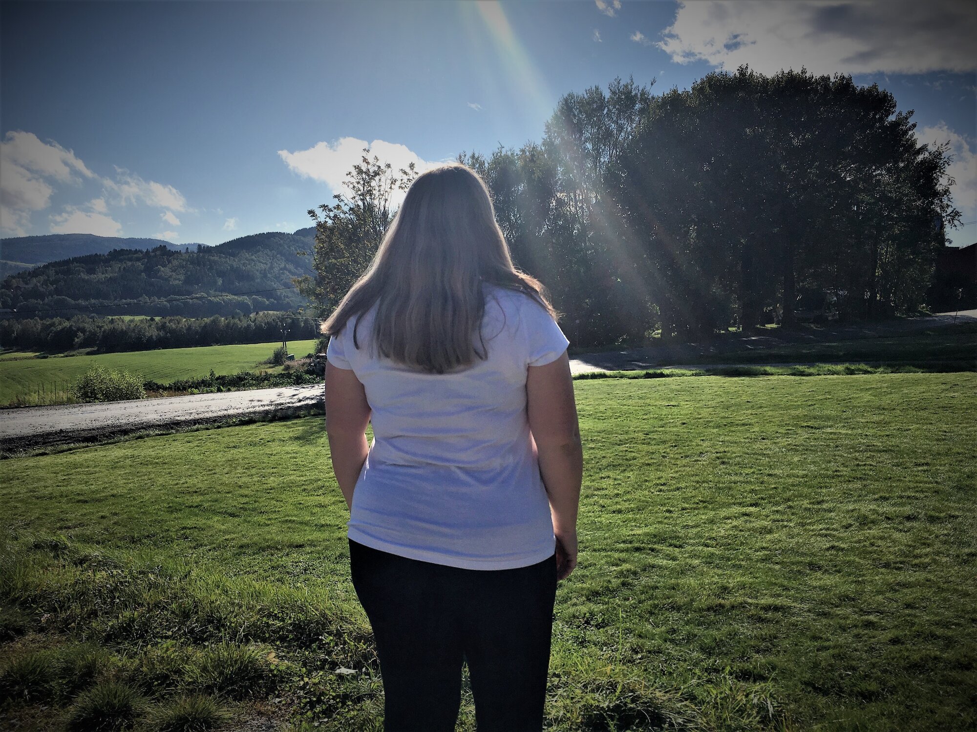 "Lene" sett bakfra Bildet viser anonyme "Lene" sett bakfra