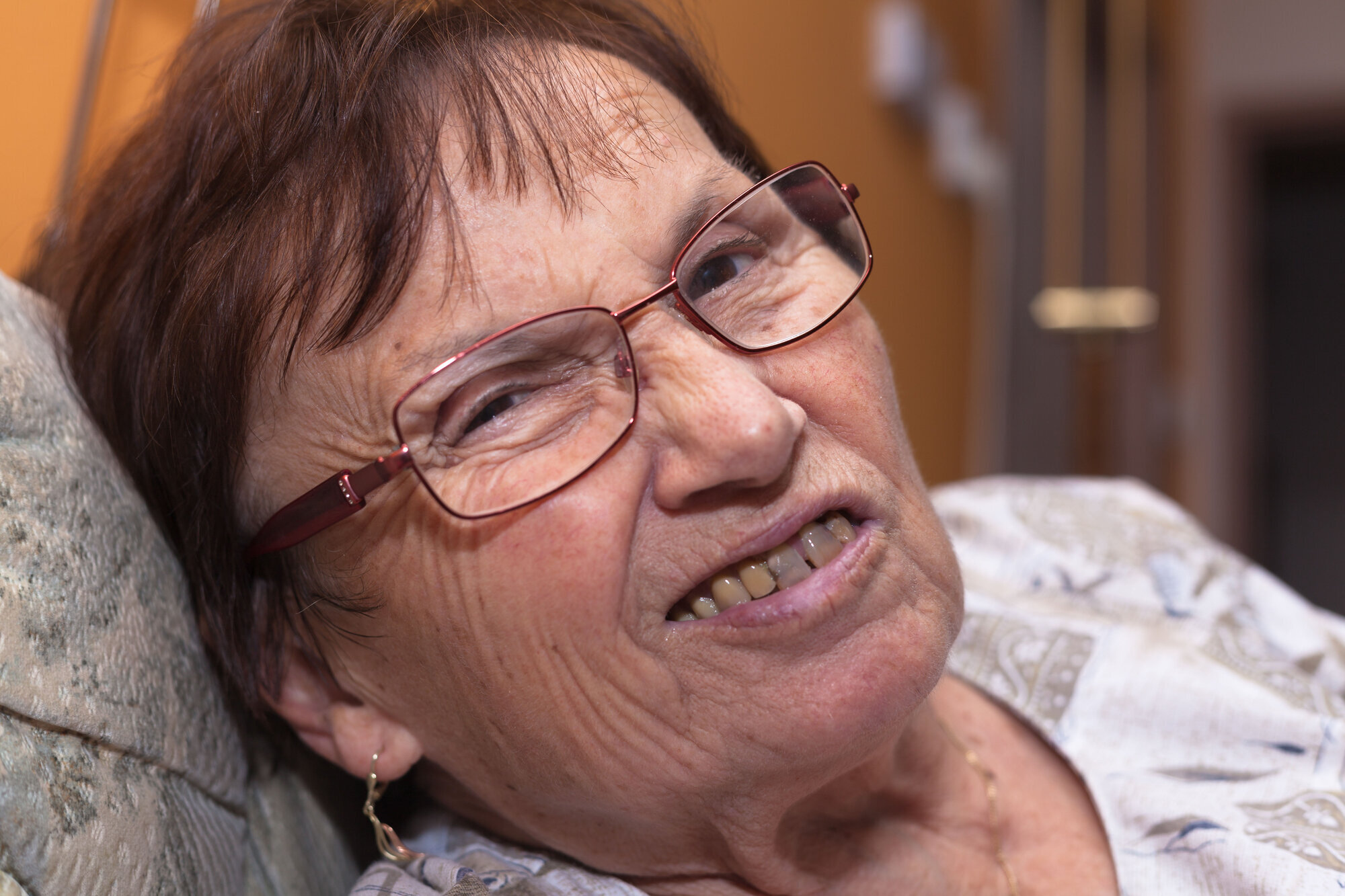 NATURLEGE TENNER: Ein studie frå sjukeheimar i Oslo viste at 70 % av bebuarane hadde naturlege tenner. Dei med naturlege tenner hadde dårlegare munnhygiene enn dei med tannprotesar. NATURLEGE TENNER: Ein studie frå sjukeheimar i Oslo viste at 70 % av bebuarane hadde naturlege tenner. Dei med naturlege tenner hadde dårlegare munnhygiene enn dei med tannprotesar.