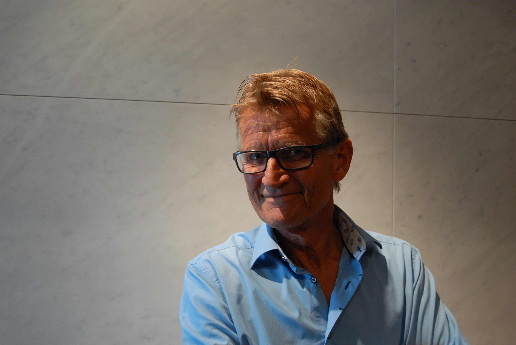 klinikkoverlege ved Akuttmedisinsk klinikk ved Universitetssykehuset Nord-Norge, Mads Gilbert. Mads Gilbert vil ha politikerne mer på banen når det gjelder nasjonal strategi for velferdsteknologi.