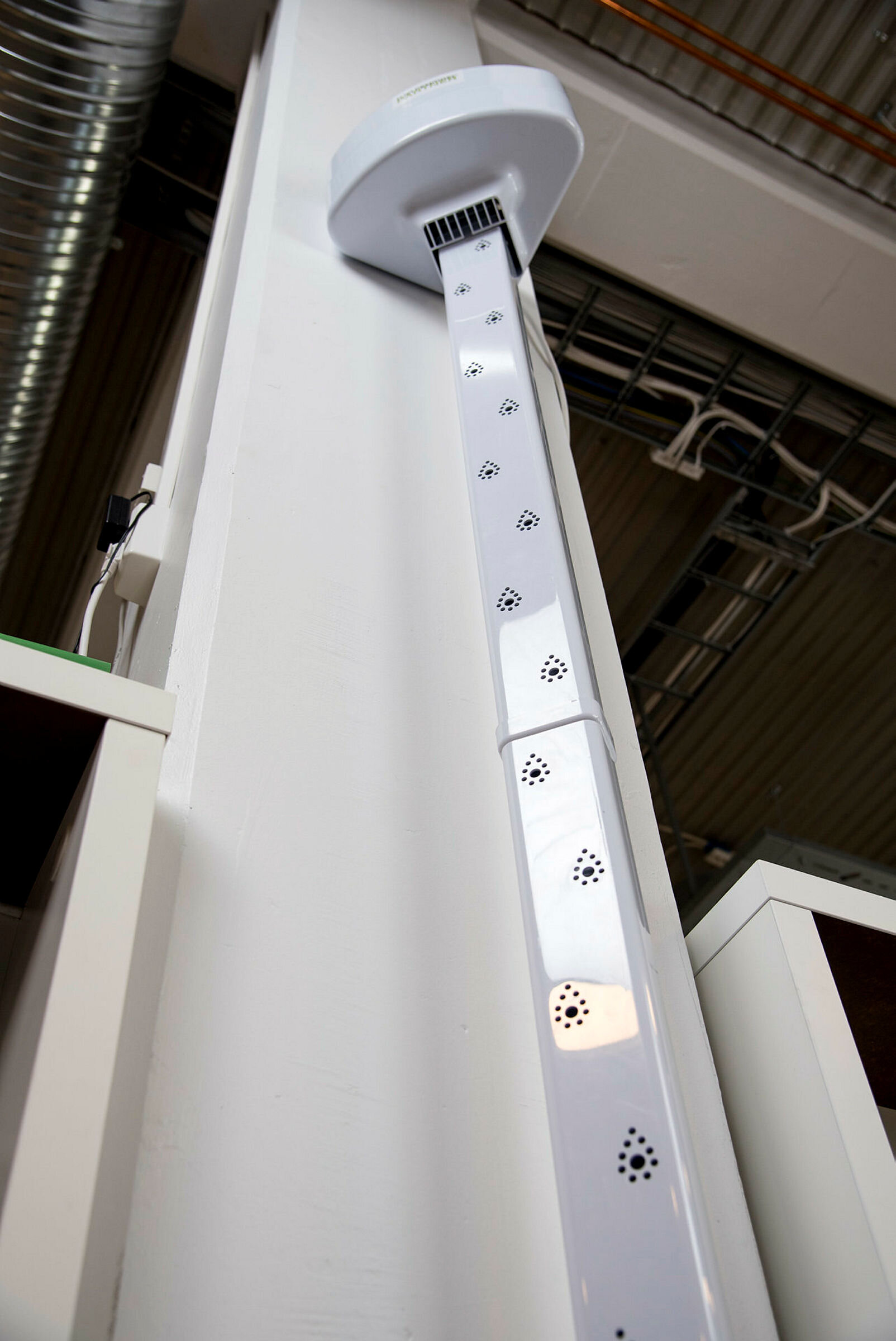 AirBody dryer Bildet viser en kroppstørker for personer med bevegelsesutfordringer. Avbildet på Innovatoriet.