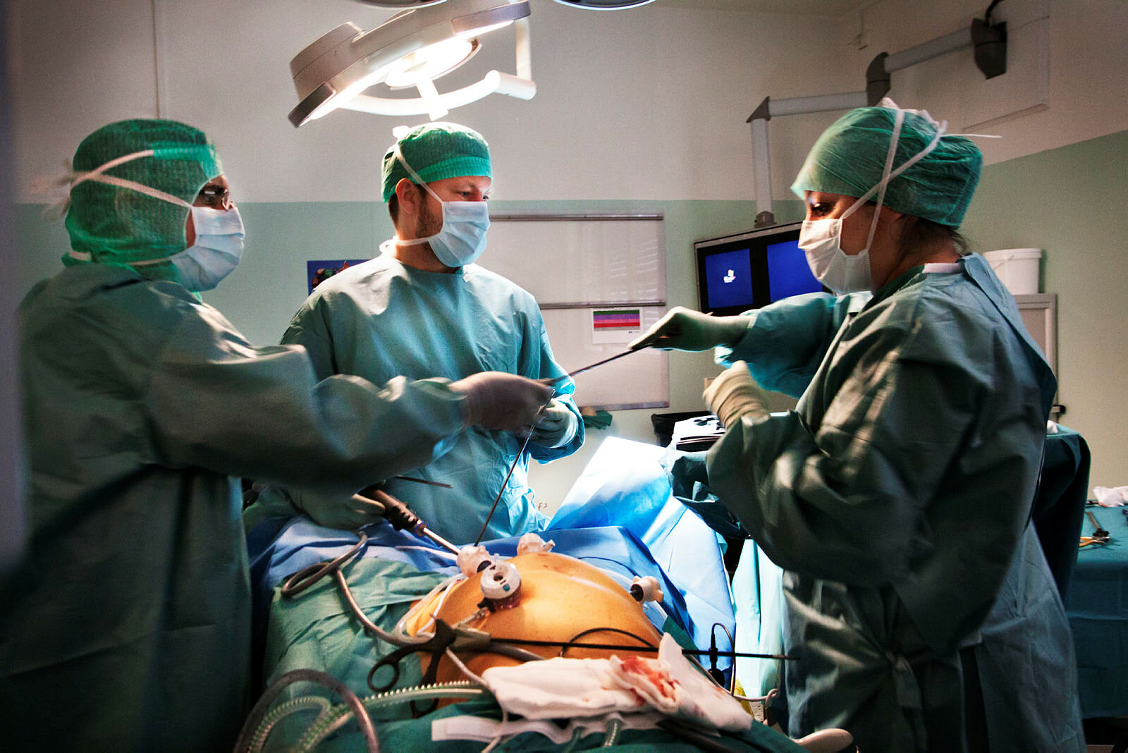 Operasjonssykepleier Kikkhullsoperasjon Operasjon Oslo universitetssykehus OUS Ullevål Operasjonssykepleier Kikkhullsoperasjon Operasjon Oslo universitetssykehus OUS Ullevål Kirurg Kirurgi