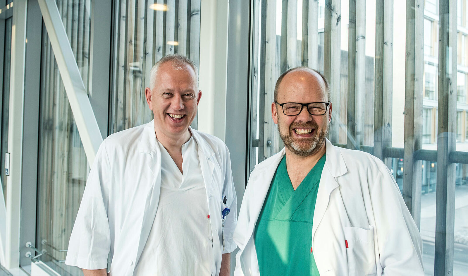 Professor i infeksjonsmedisin Jan Kristian Damås (t.v) og professor i intensivmedisin Erik Solligård ved St. Olavs hospital Professor i infeksjonsmedisin Jan Kristian Damås (t.v) og professor i intensivmedisin Erik Solligård ved St. Olavs hospital