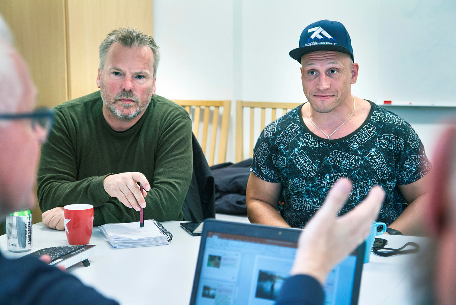 Odd Roar Hana og Sindre Remme Strand, medforskere i Ruver. Om verdighet. Bergen