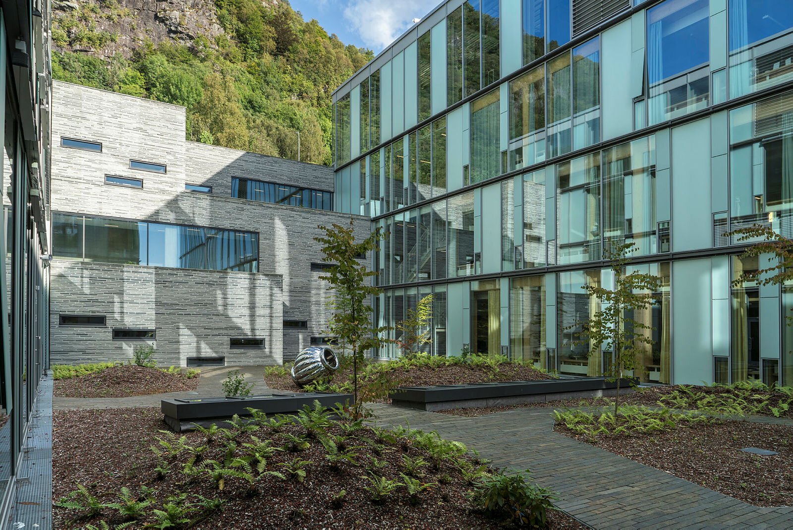 Det nye barne- og ungdomsykehuset på Haukeland Bildet viser det nye barne- og ungdomsykehuset på Haukeland